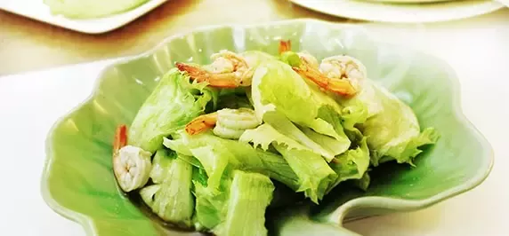 “ผักกาดแก้วผัดกุ้งน้ำมันหอย” กรอบอร่อยท้าให้ลอง