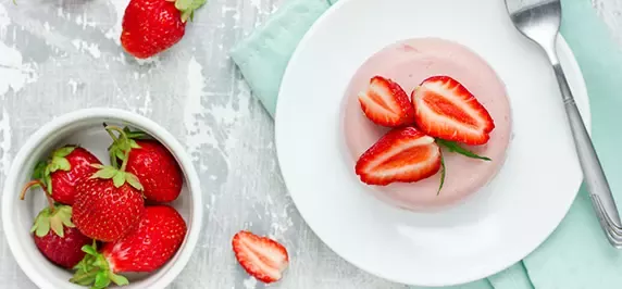พายเยลลี่นมสตรอว์เบอร์รี่ ของหวานเอาใจลูกสูตรสุขภาพ